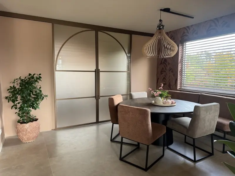 Stalen deuren met matglas van SolidDoor